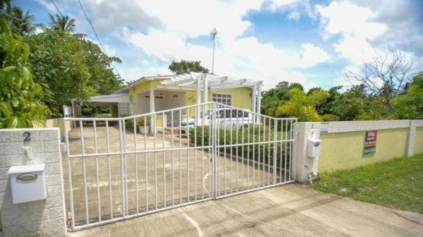 Beach Nest Apt. 2 Bridgetown Exterior foto